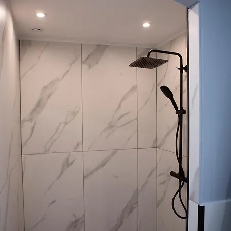 Bed and Breakfast Le Repaire De Melusine - De Charme Et 3*