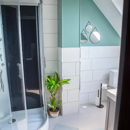 Bed and Breakfast Le Repaire De Melusine - De Charme Et