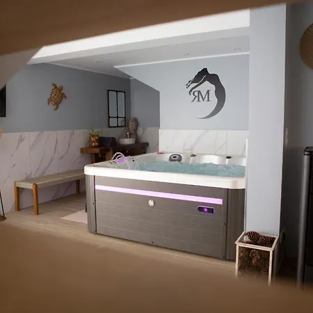 住宿加早餐酒店 Le Repaire De Melusine - De Charme Et 3*