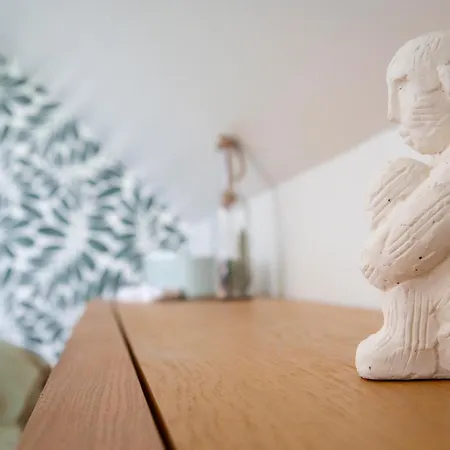 Le Repaire De Melusine - De Charme Et 3*