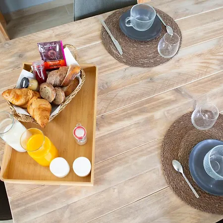 Le Repaire De Melusine - De Charme Et