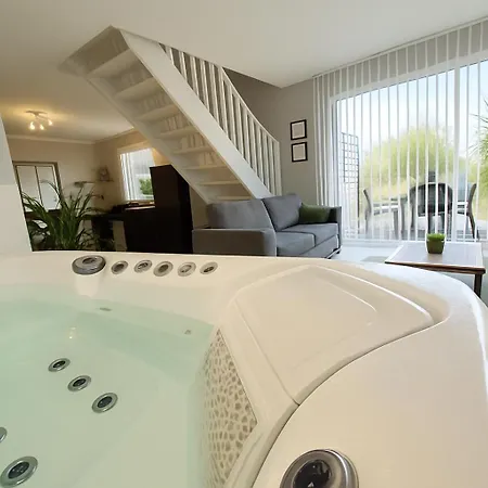 Le Repaire De Melusine - De Charme Et Bed and Breakfast Sainte-Marie-Cappel